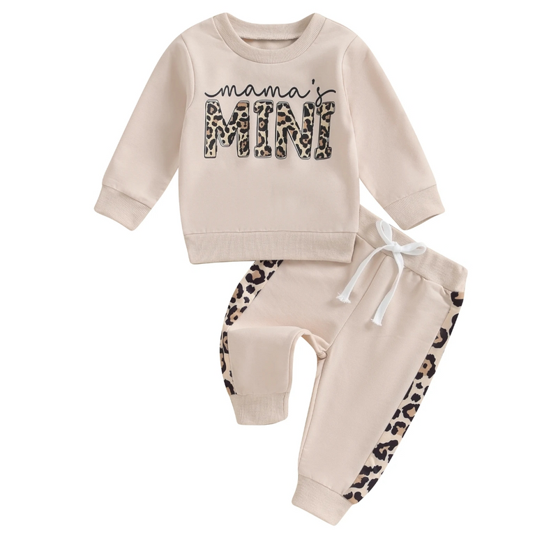 Mama's mini outfit