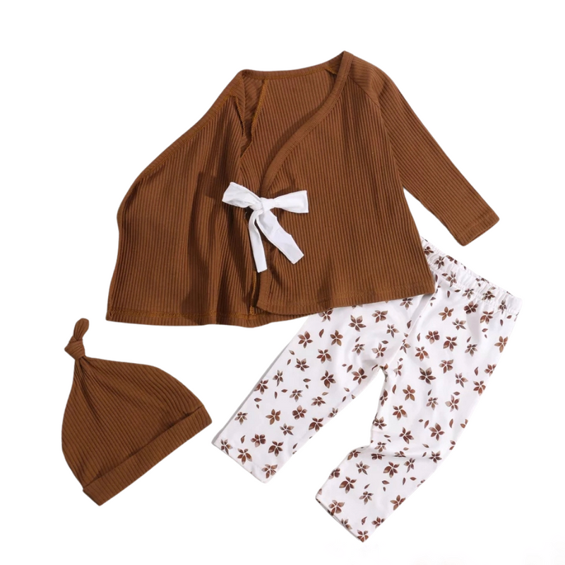 Easy to love baby outfit