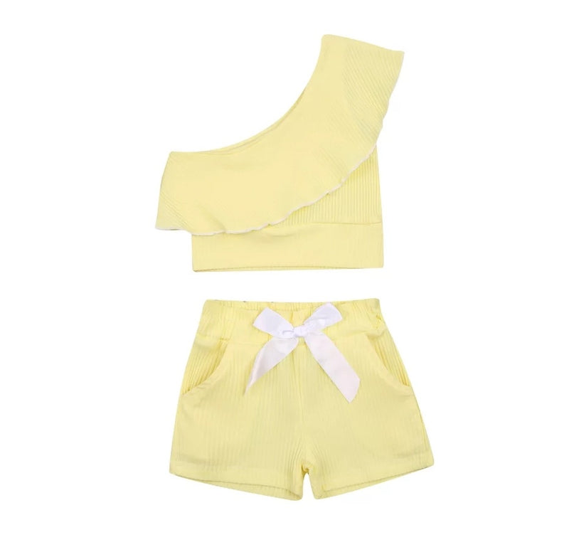 Harper girl outfit