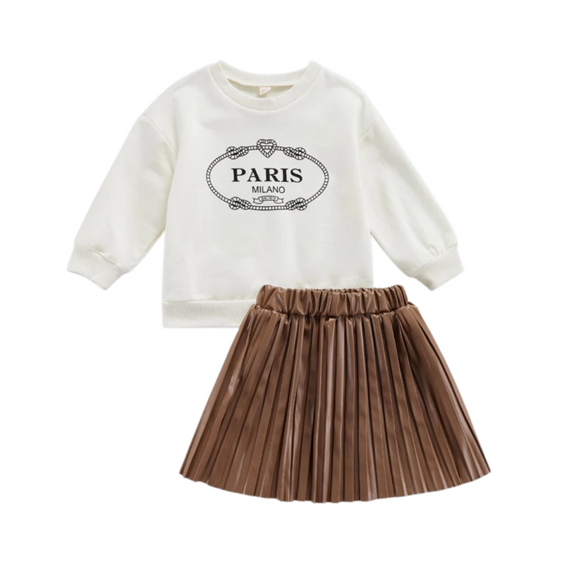 Paris girl outfit